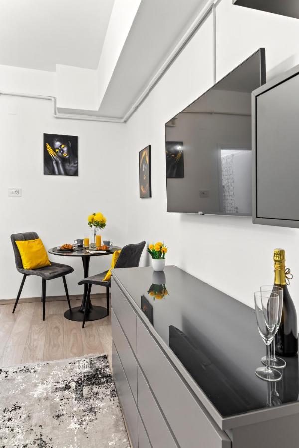 Brand New Studio - Old Town Bukarest Eksteriør billede