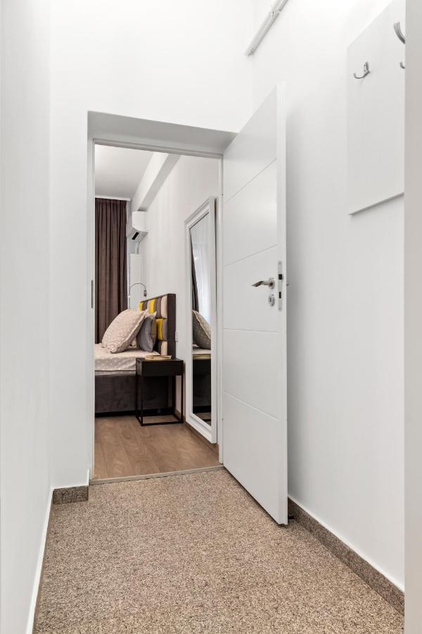 Brand New Studio - Old Town Bukarest Eksteriør billede